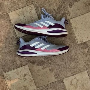 Adidas FortaRun Running Shoes Size 6 girls (8 women’s)